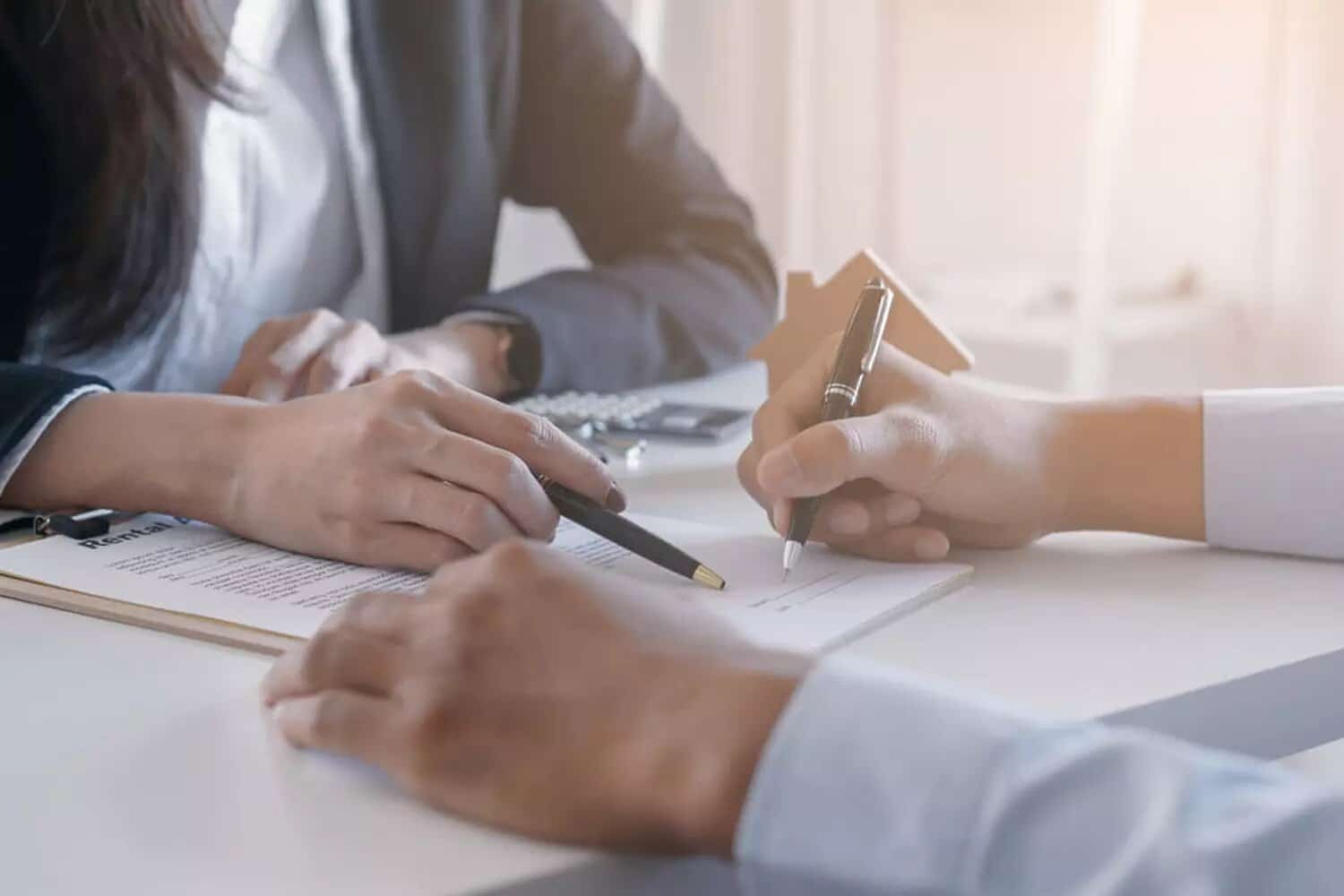 contrat de location meublée temporaire